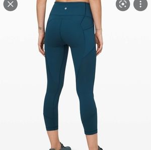 Lululemon all the right places crop